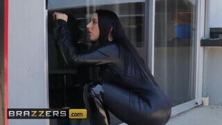 Brazzers - Angela White a perverz betörő