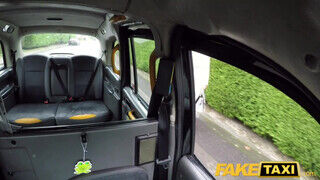 Fake Taxi - Óriás tőgyes milf megkúrva