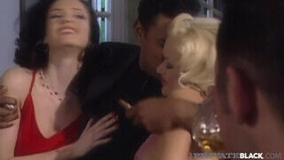 PrivateBlack - Jennifer Dark és Stacy Silver négyesben dugnak